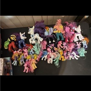 My little pony figurines 32 ponies